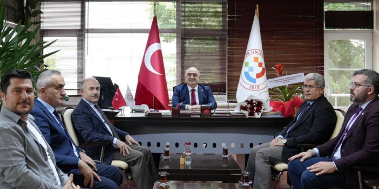 Trabzon Üniversitesi Fatih Eğitim Fakültesi'nin yeni dekanı Prof. Dr. İsmail Hakkı Demircioğlu