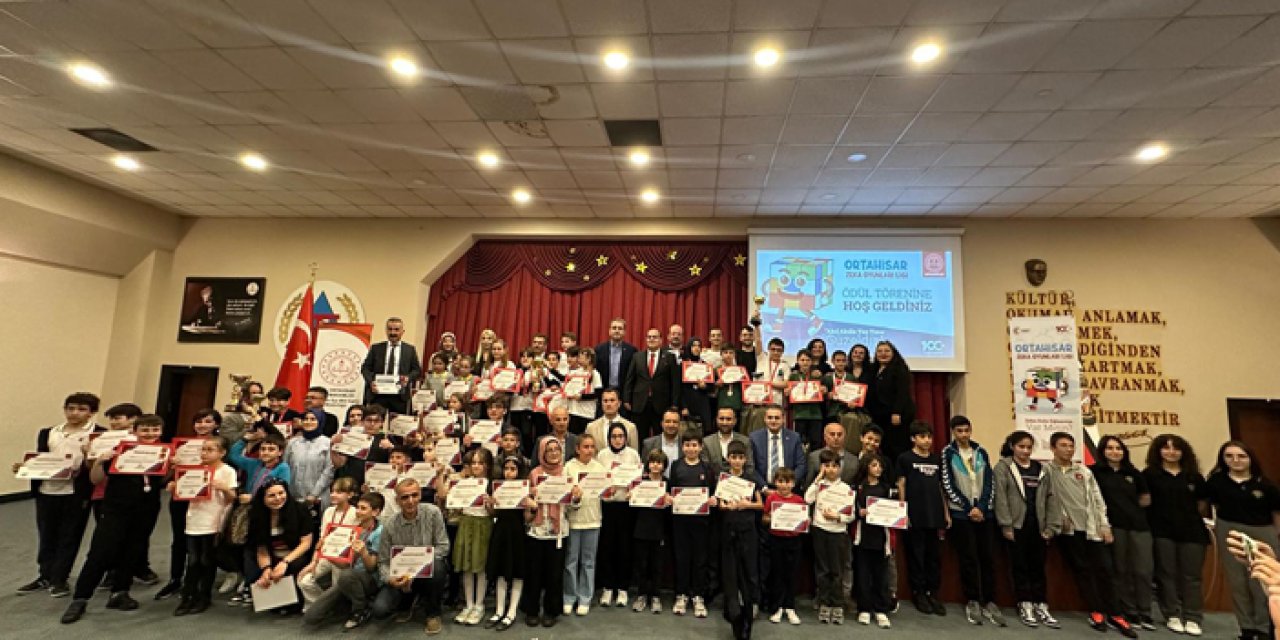 Trabzon'da Ortahısar Zekâ Oyunları Ligi ödül töreni ile sezonu kapattı