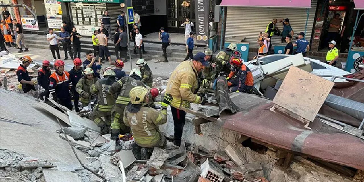 İstanbul'da çöken bina ile ilgili soruşturma başlatıldı