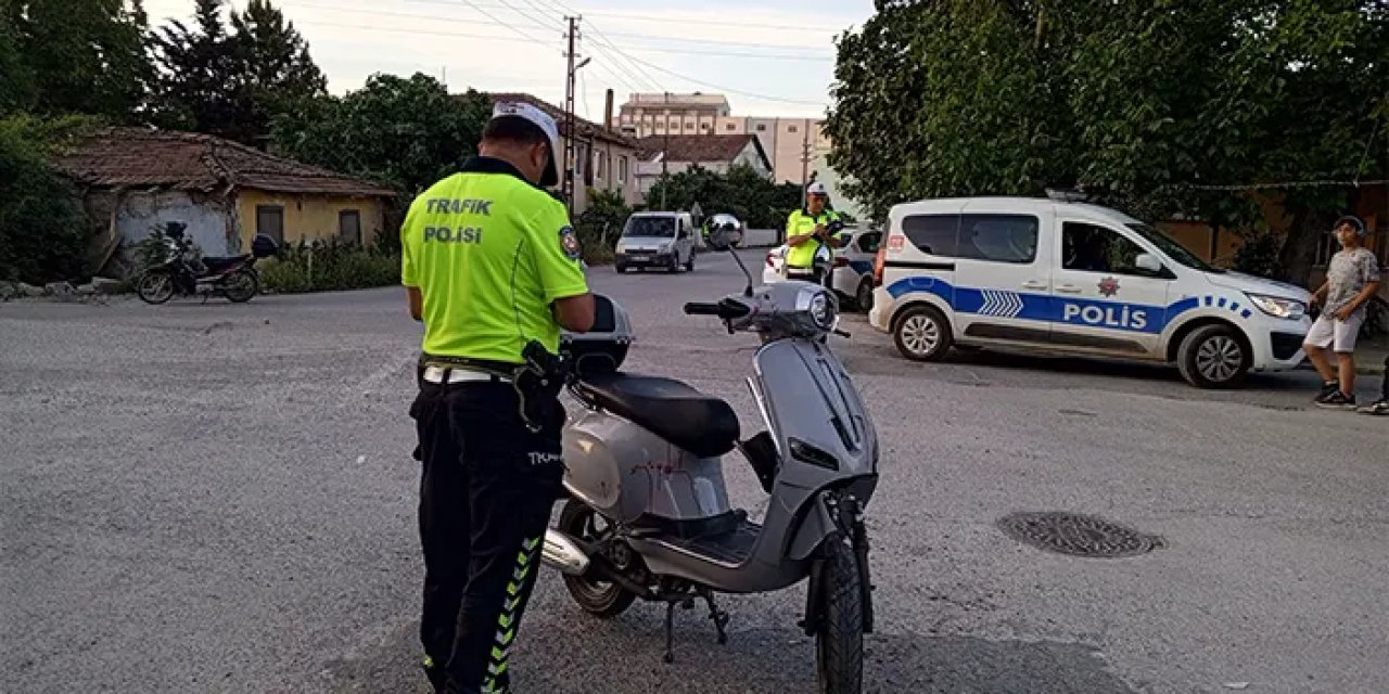 Samsun'da otomobil ve motosiklet çarpıştı! 2 yaralı