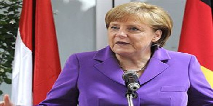 Merkel'den sünnet destek