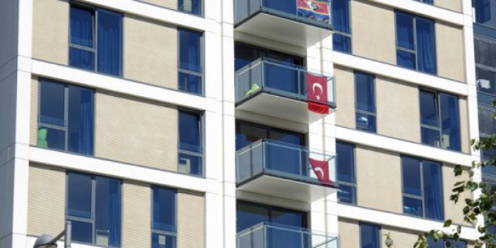 Türk bayrağı olimpiyat köyünde