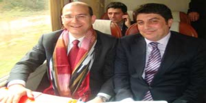 Trabzonlu Soylu AKP rozeti takıyor