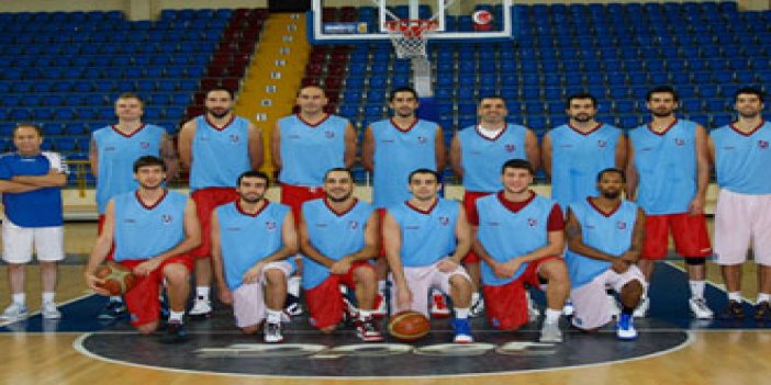 Basketbol'de rakıp İzmir Gelişim Koleji