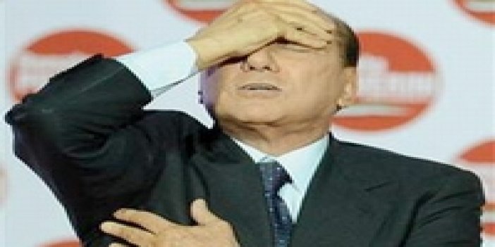 Berlusconi'ye dört yıl hapis !