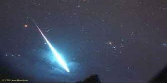 Gökyüzünde Meteor Şöleni