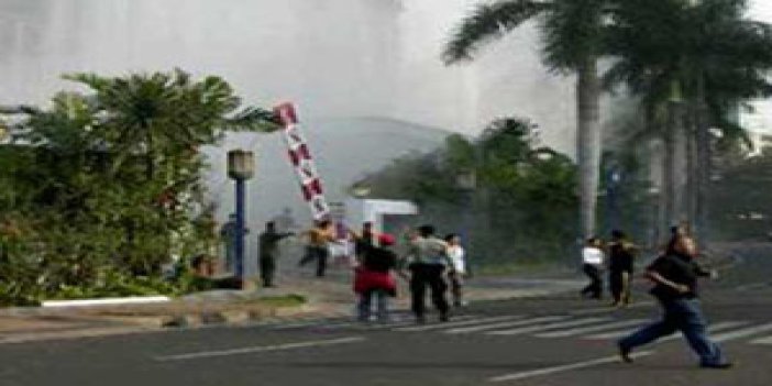 Endonezya'da etnik çatışma: 14 ölü