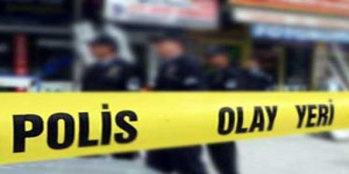Adana'da polis otosuna ses bombası atıldı