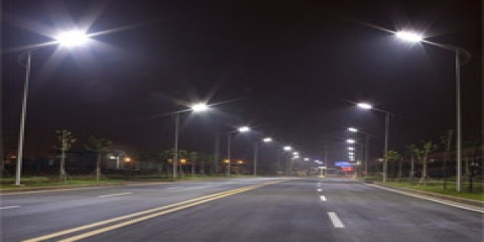 Bakanlıktan sokak lambası açılımı