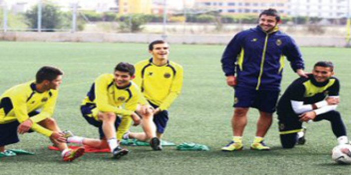 Nihat Kahveci'den eski futbolculara ders