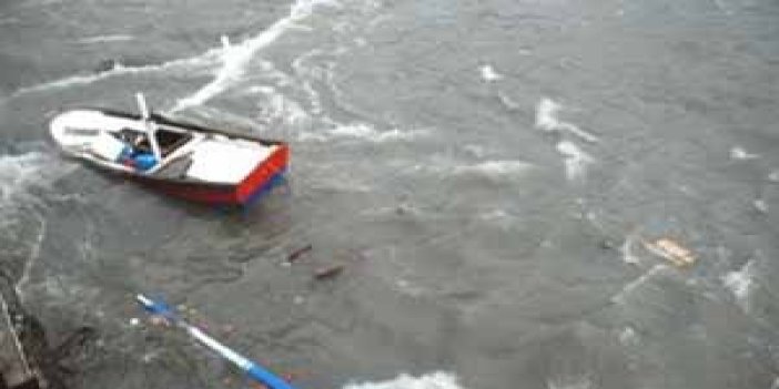 Akçakoca'da 7 balıkçı teknesi battı