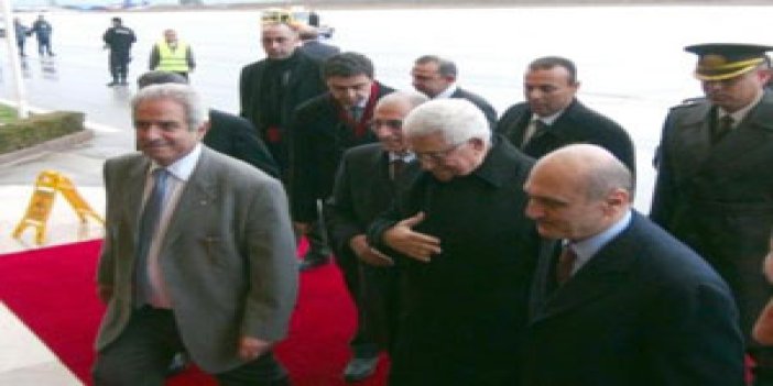 Bayraktar Filistin Devlet Başkanını karşıladı