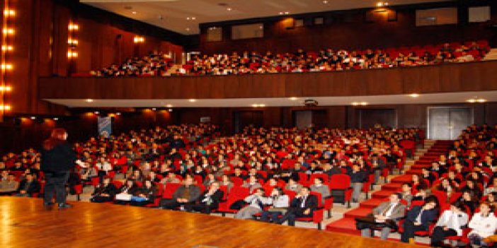 Trabzon'da Sınavdır Geçer Konferansı