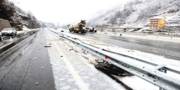 Trabzon'da kar yağışı kazaya sebep oldu