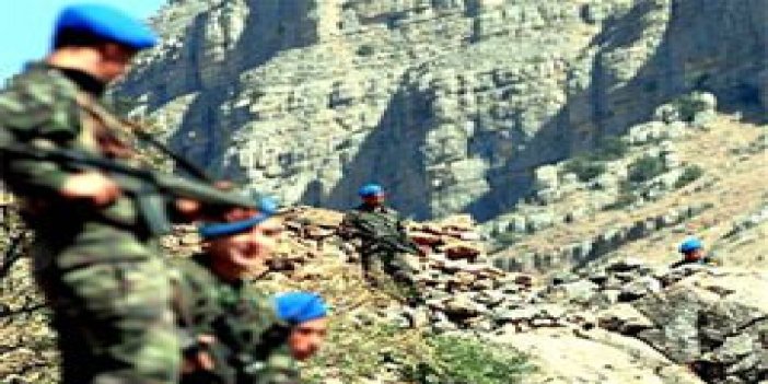 PKK'lı grup mağarada sıkıştırıldı!