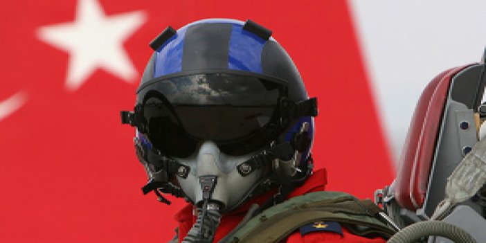 Türk Hava Kuvvetlerinden 100 istifa