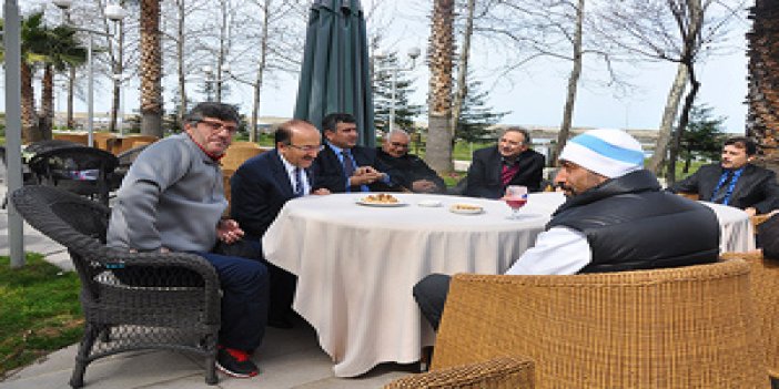 Gümrükçüoğlu Trabzonspor'u ziyaret etti
