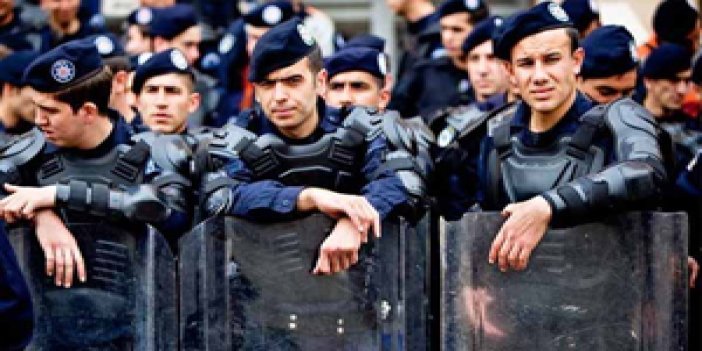 Polisler Nevruz için İstanbul'da