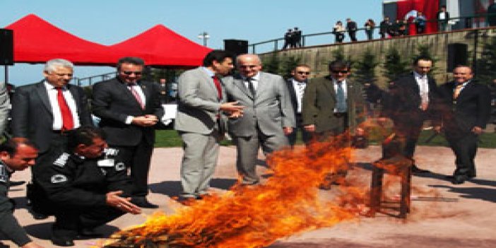 Trabzon'da Nevruz ateşi yandı