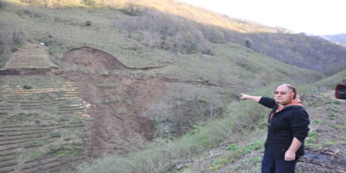 Trabzon Beşikdüzü'nde toprak kayması