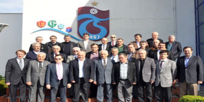 Trabzonspor'a iş adamlarından baskın