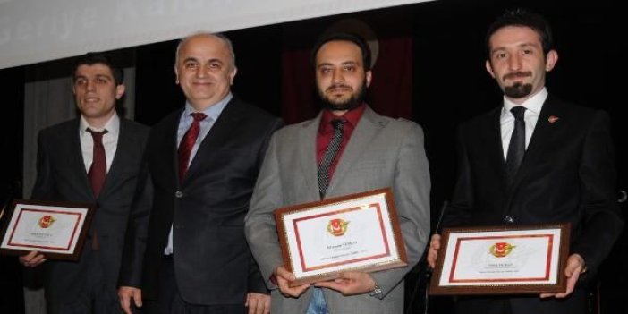 Trabzon'da,başarılı gazetecilere ödül