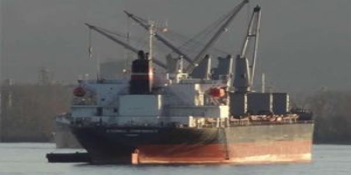 Antalya'da Türk gemisi battı