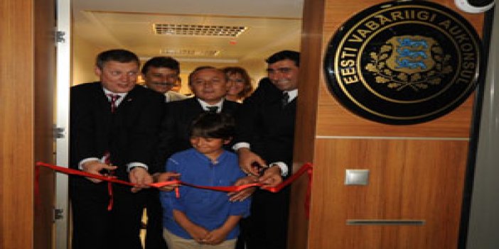 Trabzon'da Fahri konsolosluk açıldı