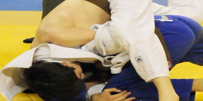 Minikler Judo Şampiyonası Trabzon'da yapıldı