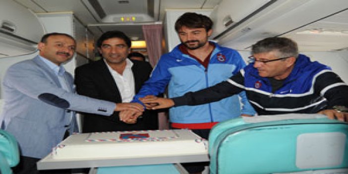 Trabzonspor'a uçakta sürpriz