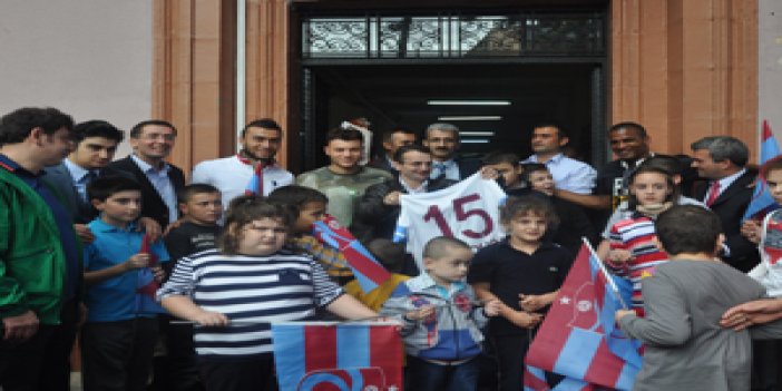 Trabzonspor'dan okul ziyareti