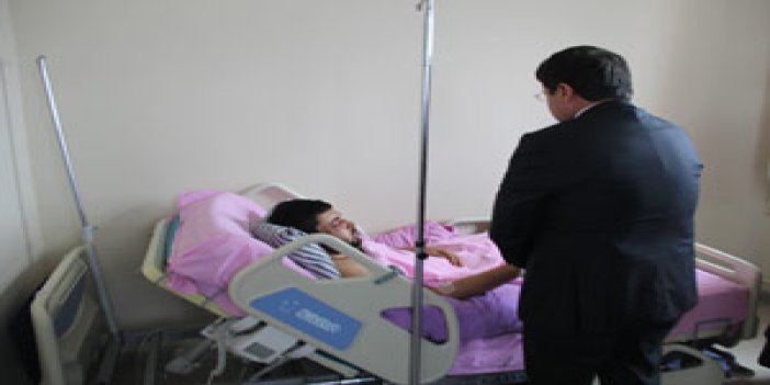 Vali Öz'den, Yıldırımhan'a hastanede ziyaret