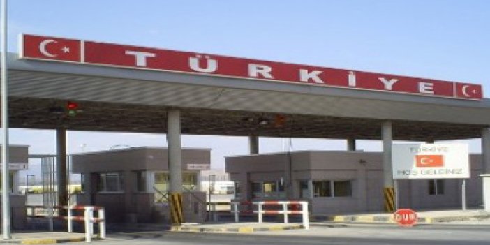 Türkiye sınırı PYD kontrolüne geçti!