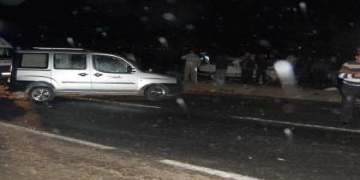 Taşköprü'de feci kaza: 1 ölü, 4 yaralı!