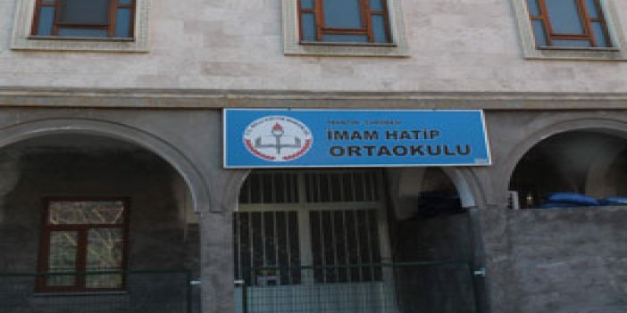 Trabzon'da cami altında okul!