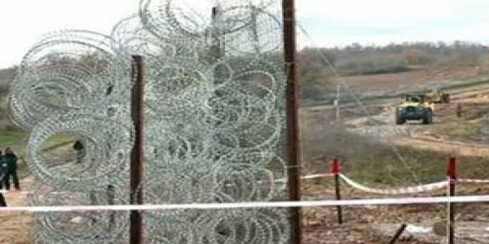 Bulgaristan'dan Türkiye sınırına tel örgü