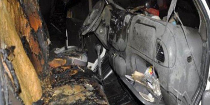 AK Partili başkanın aracını yaktılar