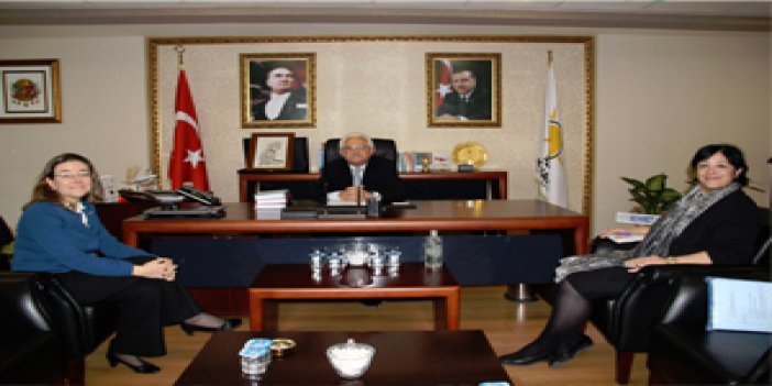 ABD'li diplomattan AKP'ye ziyaret