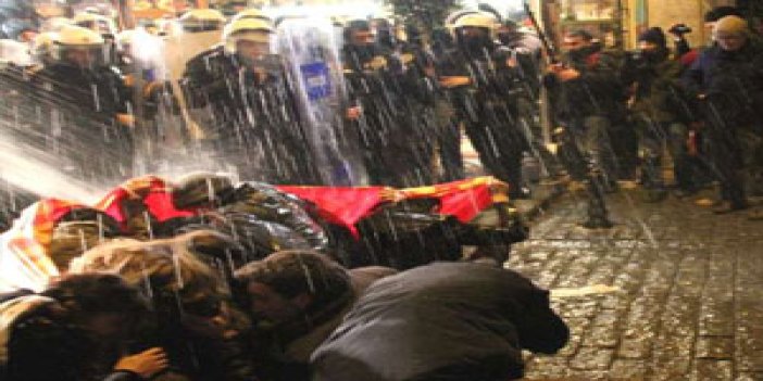 Taksim’de polis müdahalesi: 10 gözaltı