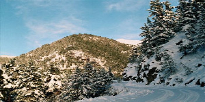 Zigana'da kış şenliğine kar engeli