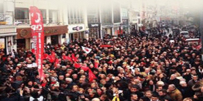 CHP Taksim'de eylem yaptı