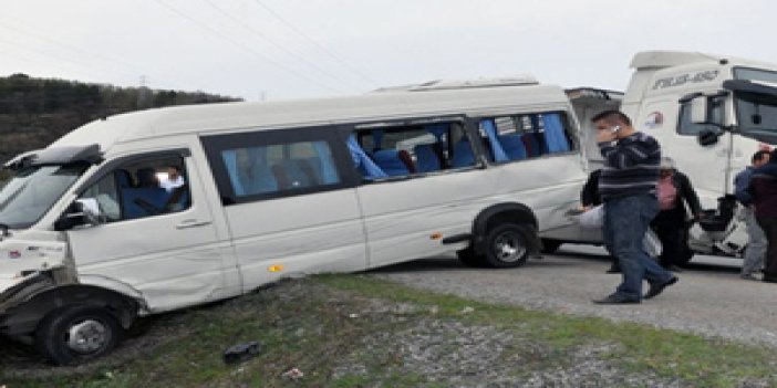 Zongudak'ta korkutan kaza: 15 yaralı