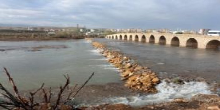 Tarihi kesik köprü restore edilecek