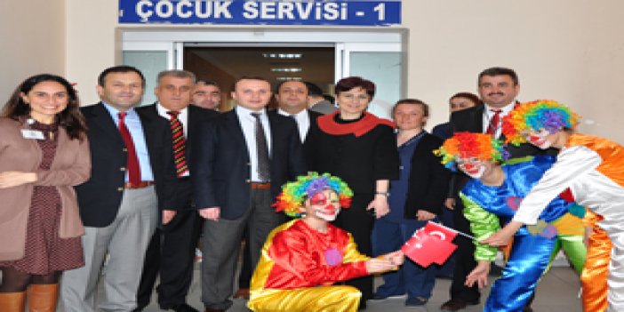Trabzon'da çocuk hastalara bayram ziyareti