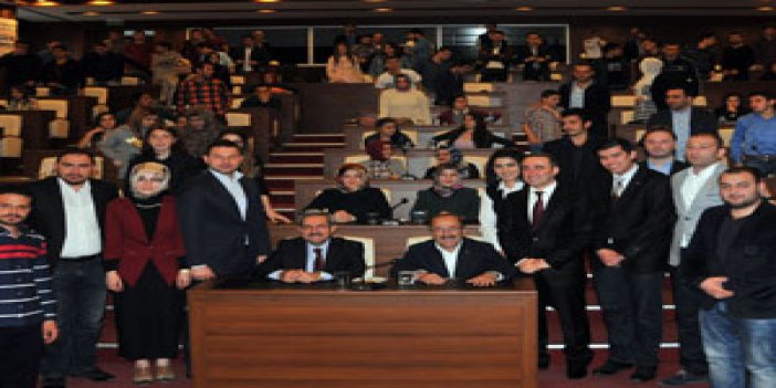 Trabzon'da Büyükşehir gençlik meclisi toplandı