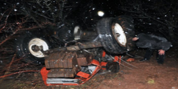 Samsun'da traktör devrildi: 1 ölü