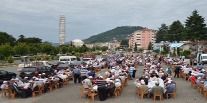 Trabzon'da Sürmeneliler iftarda buluştu!