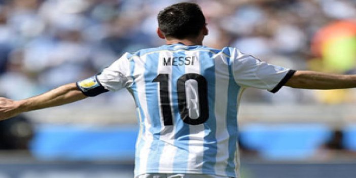 Dünyanın en iyisi Messi