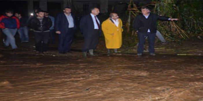 Trabzon'un ilçelerini yağmur vurdu!