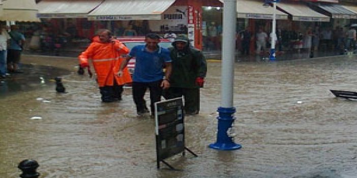 Yağmur Trabzon'u vurdu